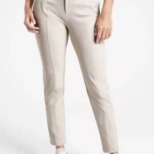 Athleta Wander Stash Skinny Pant